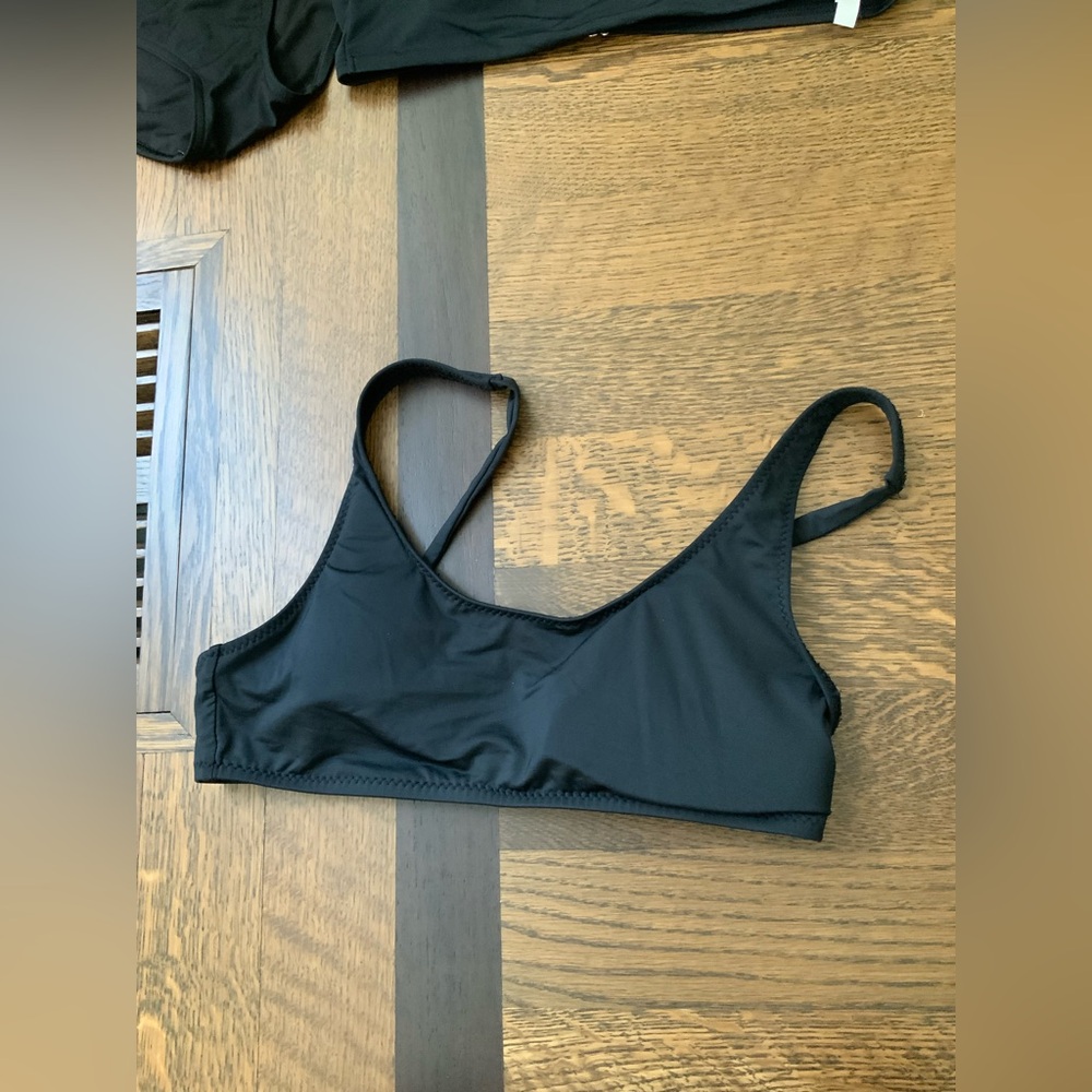 Bikini Swim Suits Women’s Lot X 5 Pieces Black Red Beach Pool Assorted Brands - Picture 12 of 12